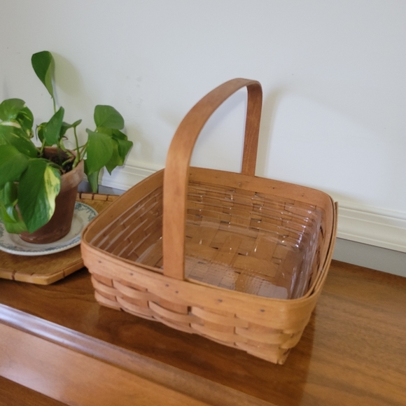 Longaberger Basket with basket protector - Picture 2 of 5